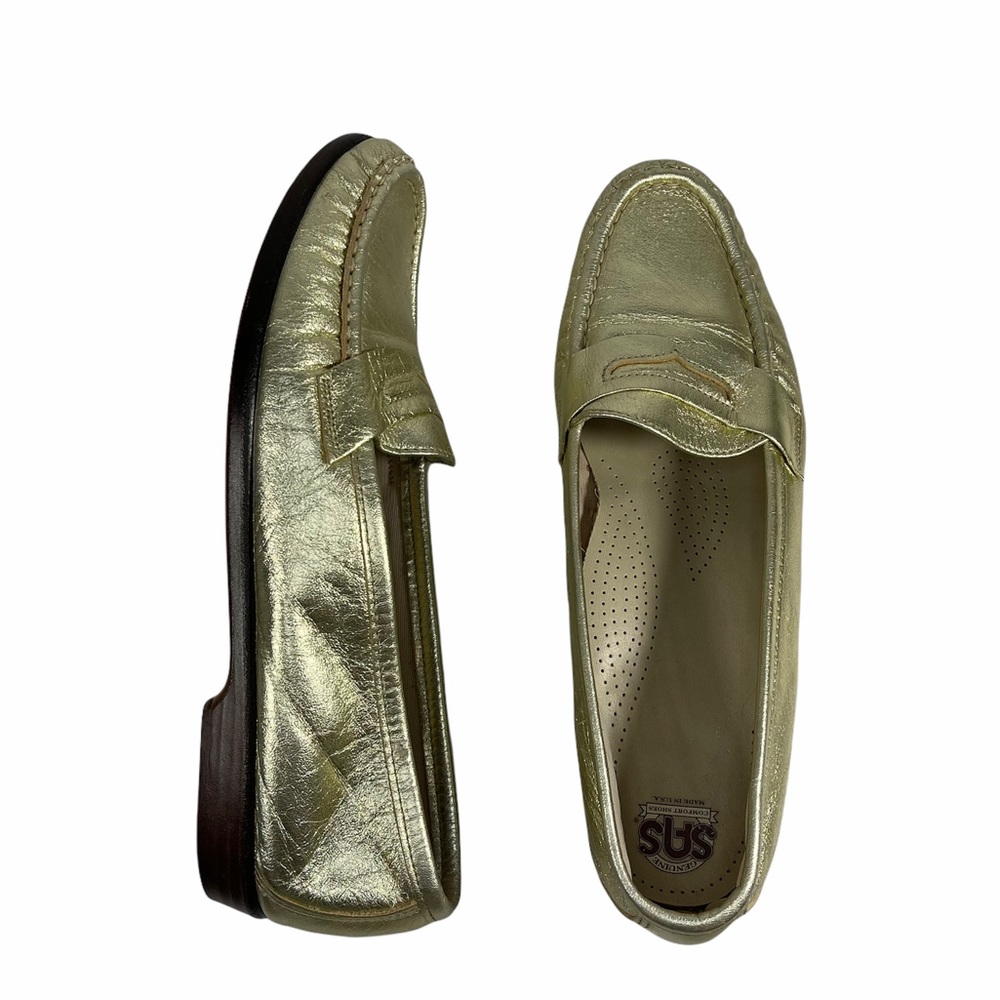 SAS women size 9.5 loafer gold Tripad comfort slip on flats USA